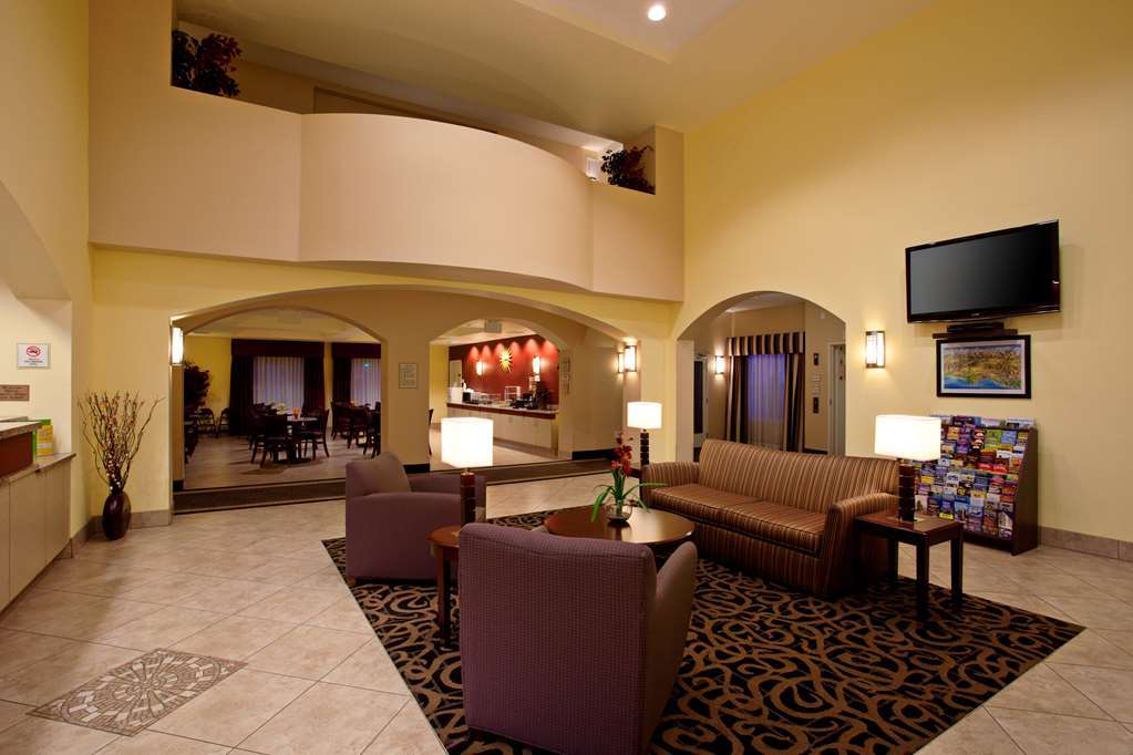 La Quinta By Wyndham Ne Long Beach/Cypress Hawaiian Gardens Intérieur photo